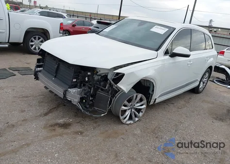 2017 Audi Q7 3.0T Premium z USA, uszkodzony, nr VIN WA1LAAF72HD028000